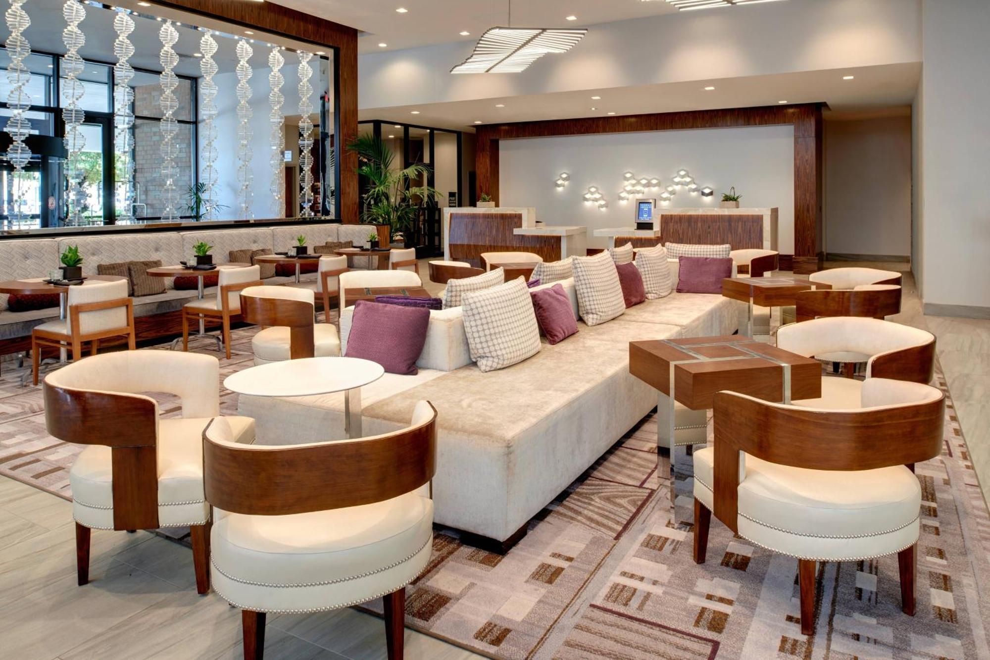 Marriott East Lansing At University Place Экстерьер фото